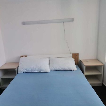 Apartmani オミサリ エクステリア 写真